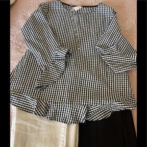 Women’s cotton black & white top